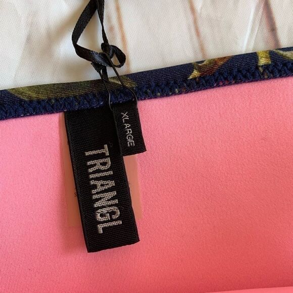 TRIANGL Delilah Fiore Nero Midnight Floral bottom - Picture 4 of 5